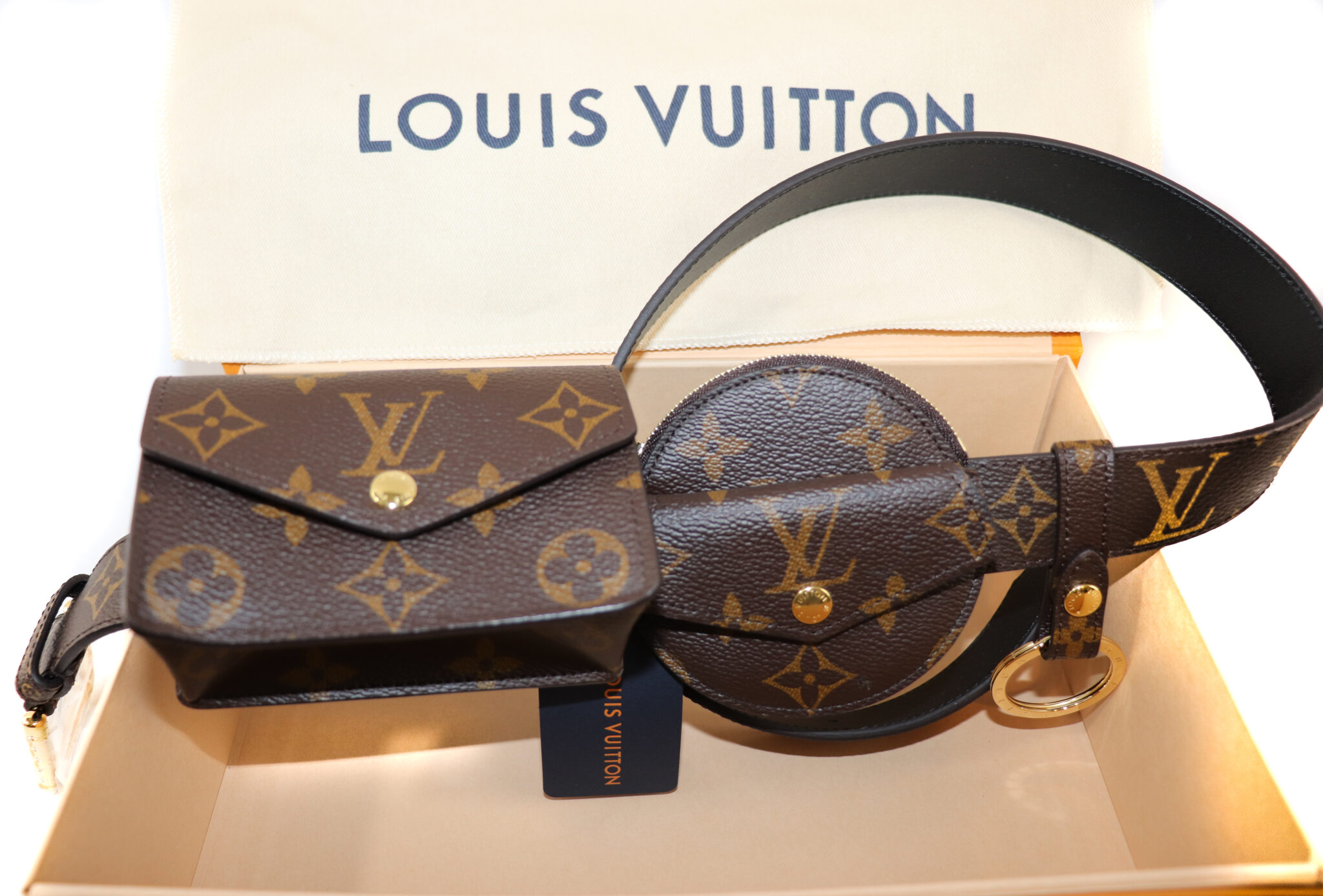 LOUIS VUITTON DAILY MULTI POCKET BELT REVEAL Luxeaholic