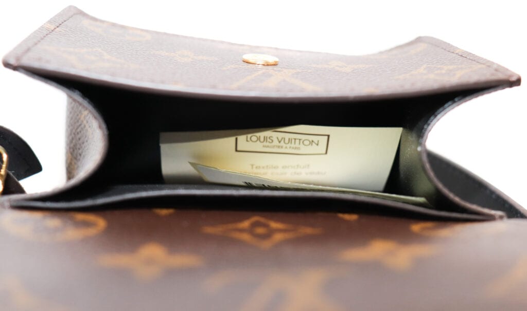 LOUIS VUITTON DAILY MULTI POCKET BELT REVEAL - Luxeaholic