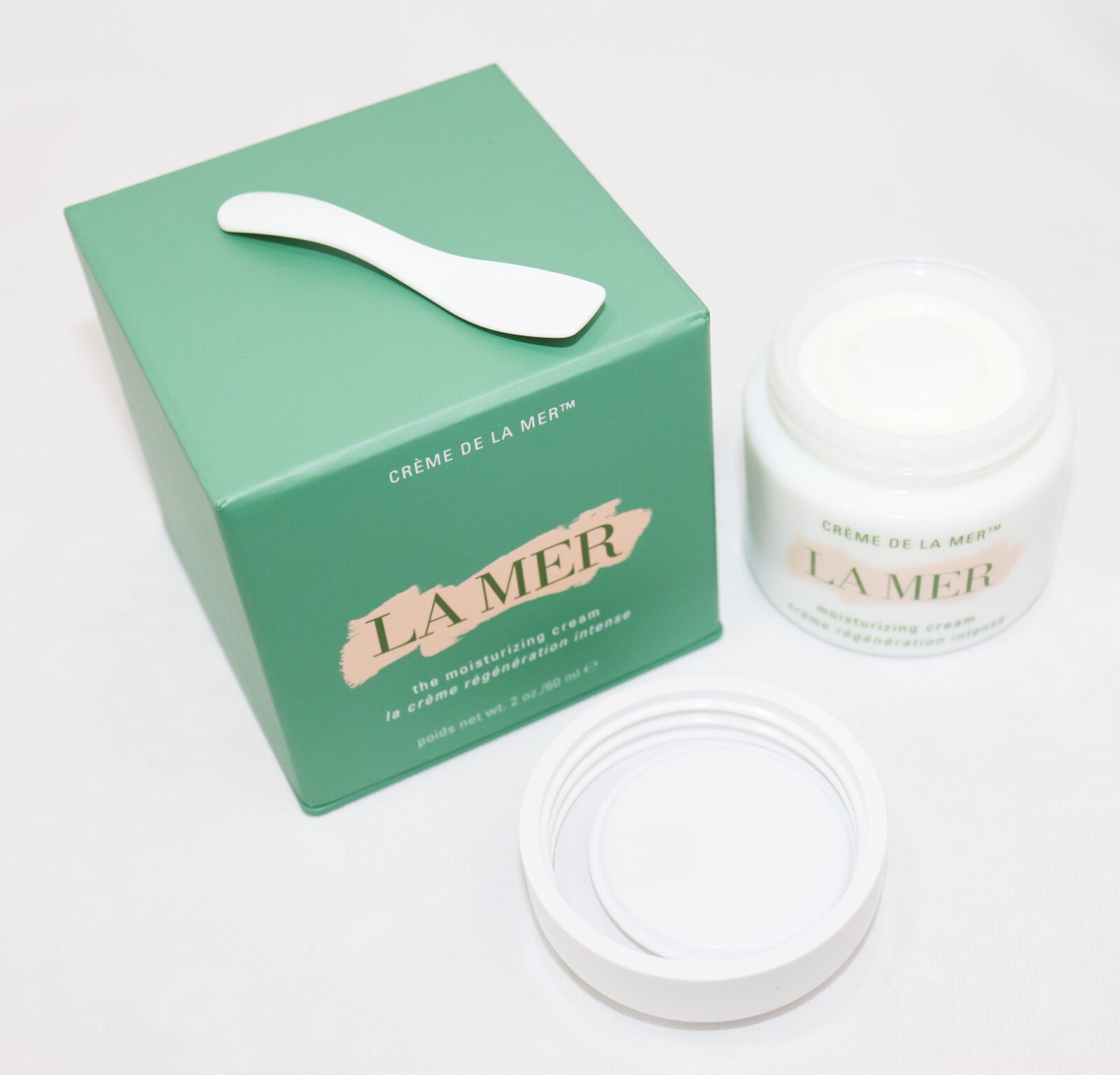 LA MER MOISTURIZING CREAM CRÈME DE LA MER Luxeaholic